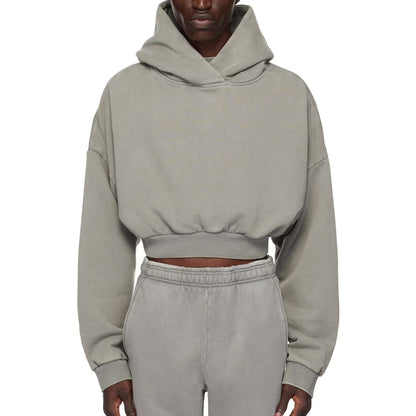 Grauer, kurzer, schwerer Hoodie